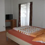 Pensión - Gaststaette Alt 3*