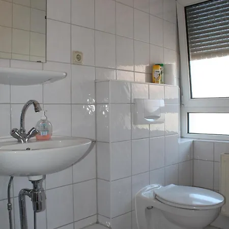- Gaststaette Alt Garbsen